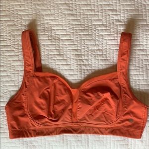 Lululemon Melon Ta Ta Tamer Sports Bra 36DD